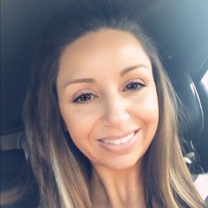 Meet your Posher, Nikki